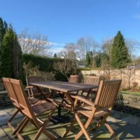 Winterfell Gorgeous Garden, Great Location *